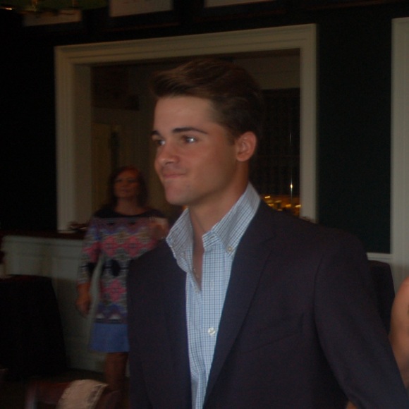 Meet your Posher, Justin - Picture 1 of 1